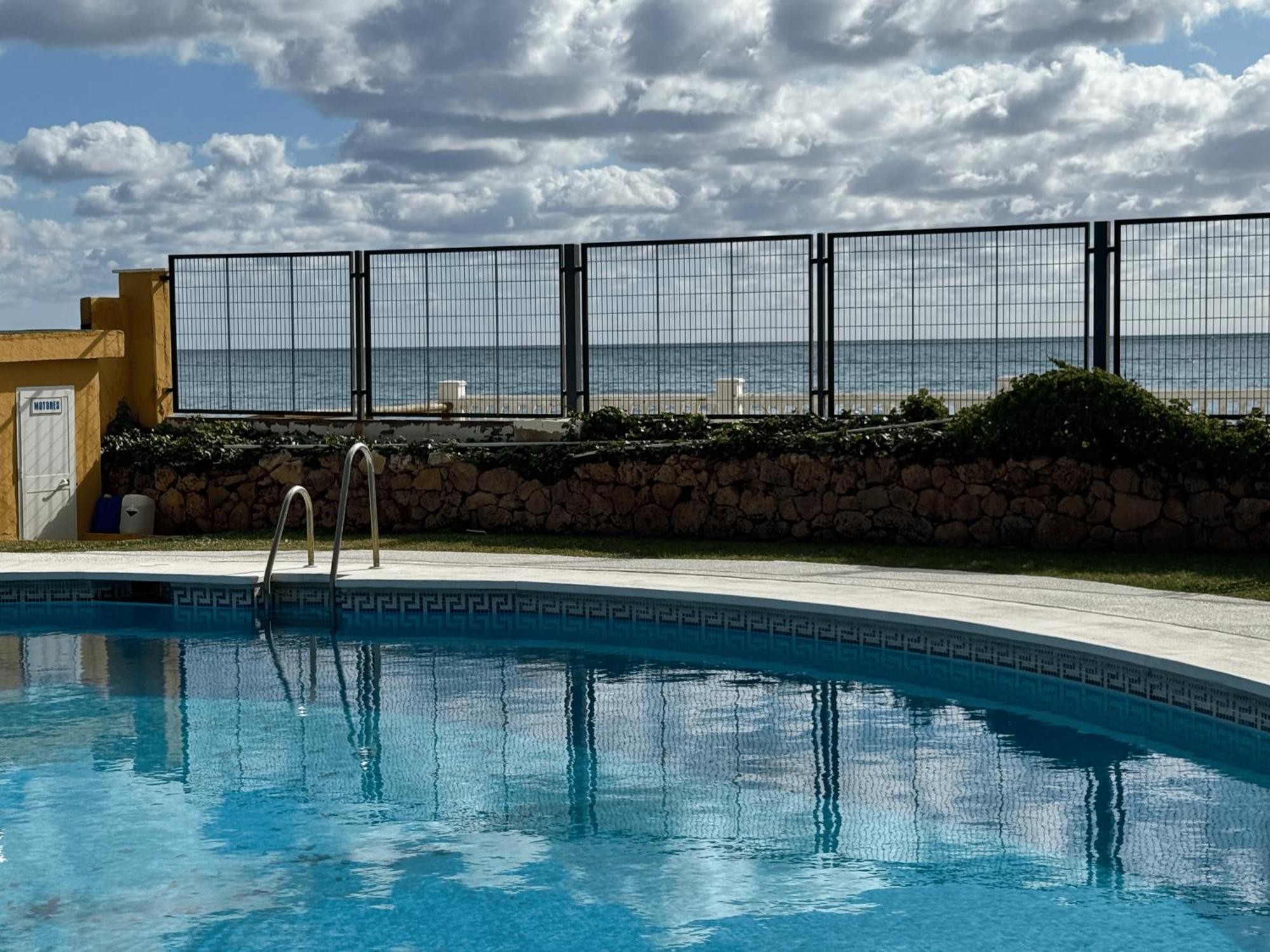 Beachfront Studio ,The View Calahonda, Panoramic Sea Views Ситио-де-Калаонда Экстерьер фото
