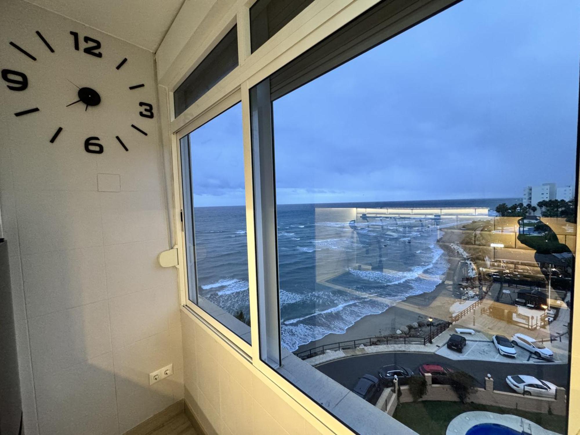 Beachfront Studio ,The View Calahonda, Panoramic Sea Views Ситио-де-Калаонда Экстерьер фото